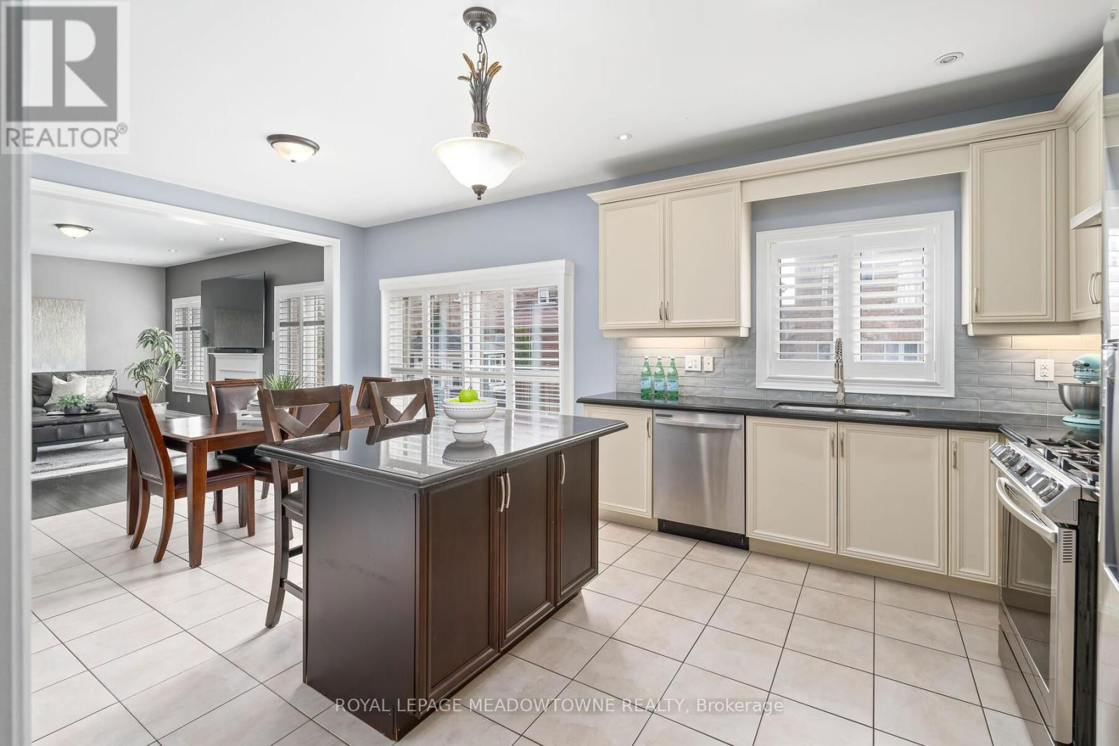 5 BEACON HILL DRIVE Image 14