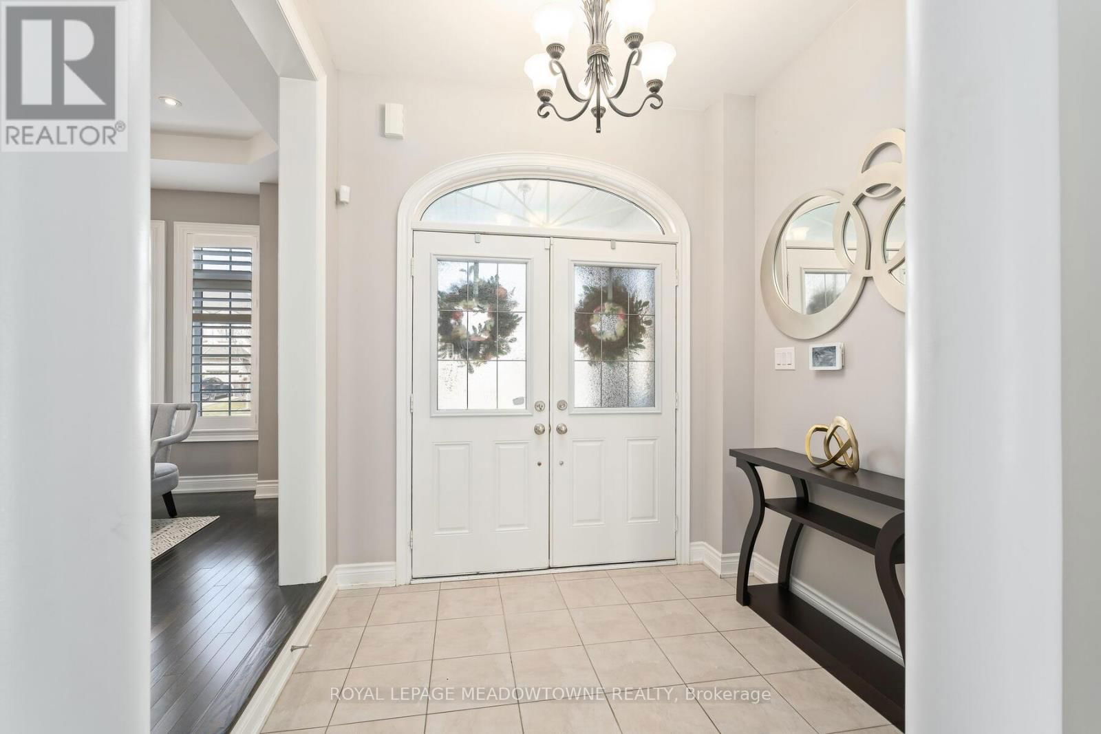 5 BEACON HILL DRIVE Image 4
