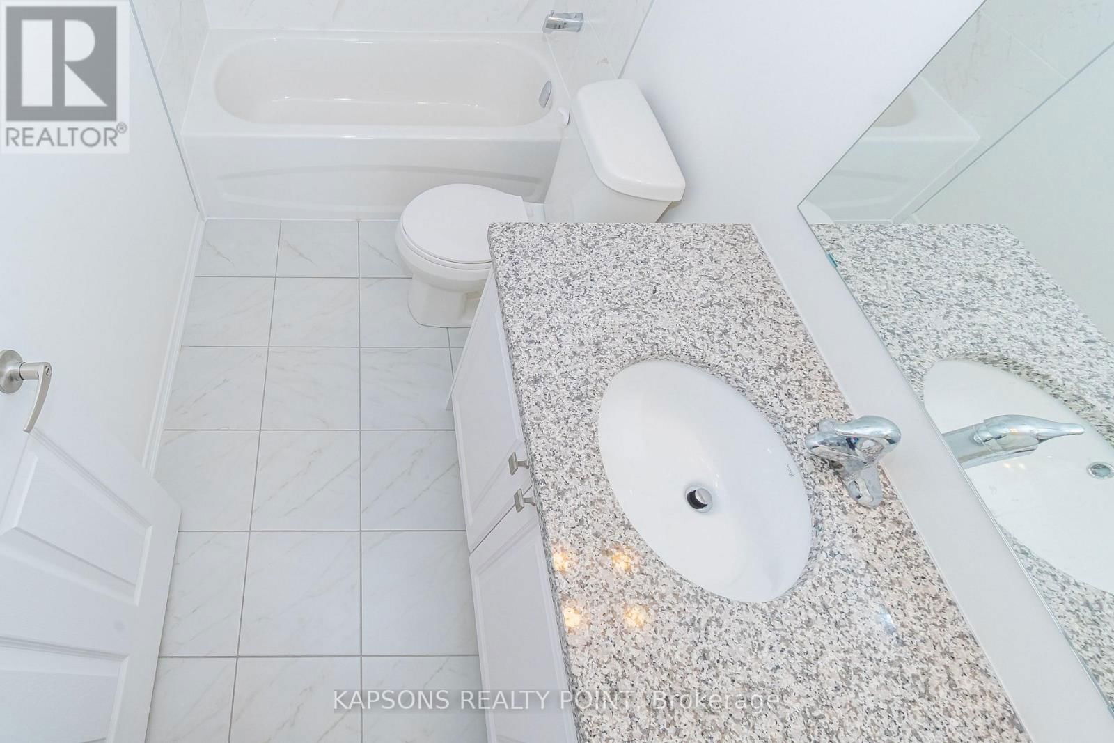 2 - 26 HUMBERWOOD BOULEVARD Image 15