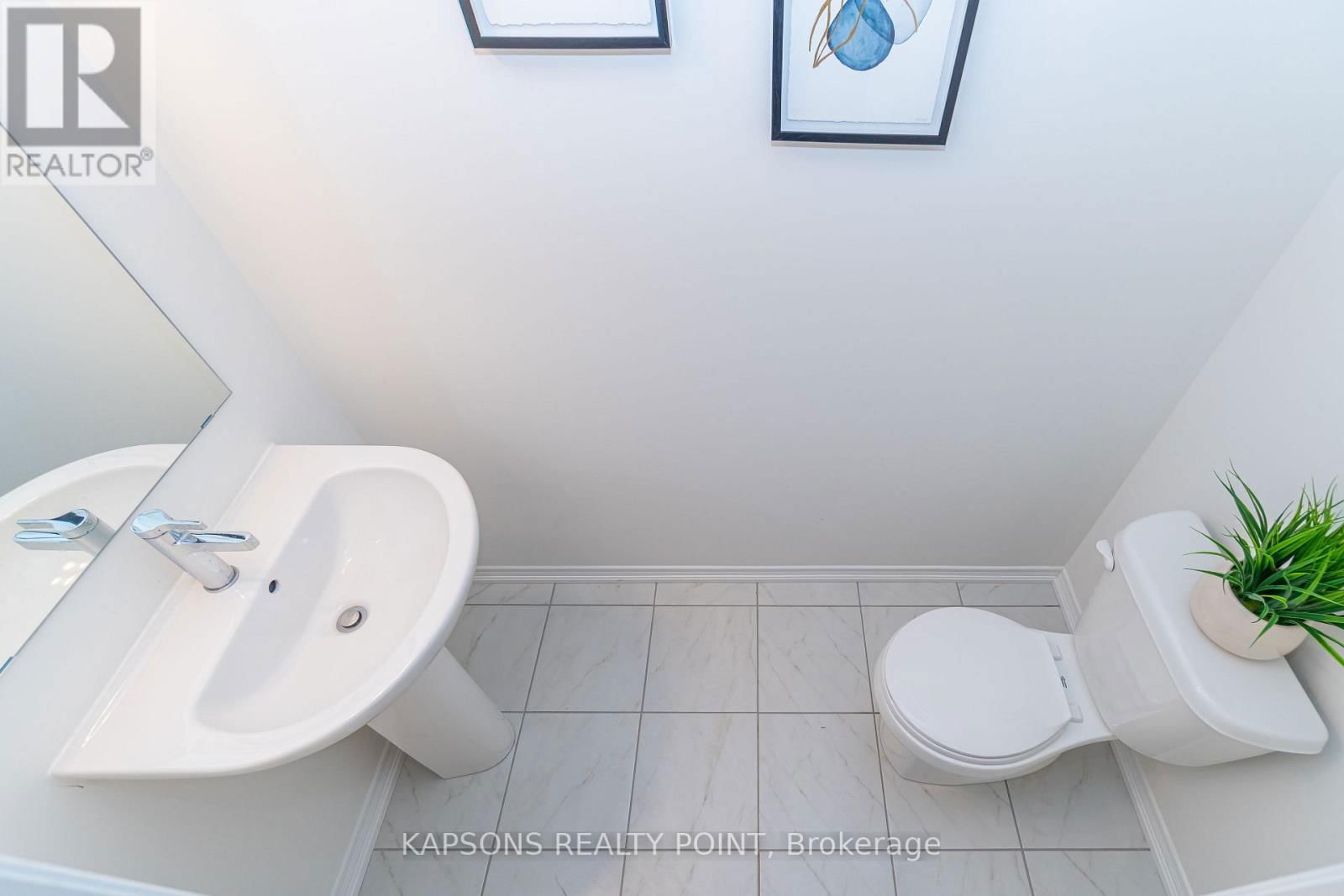 2 - 26 HUMBERWOOD BOULEVARD Image 4