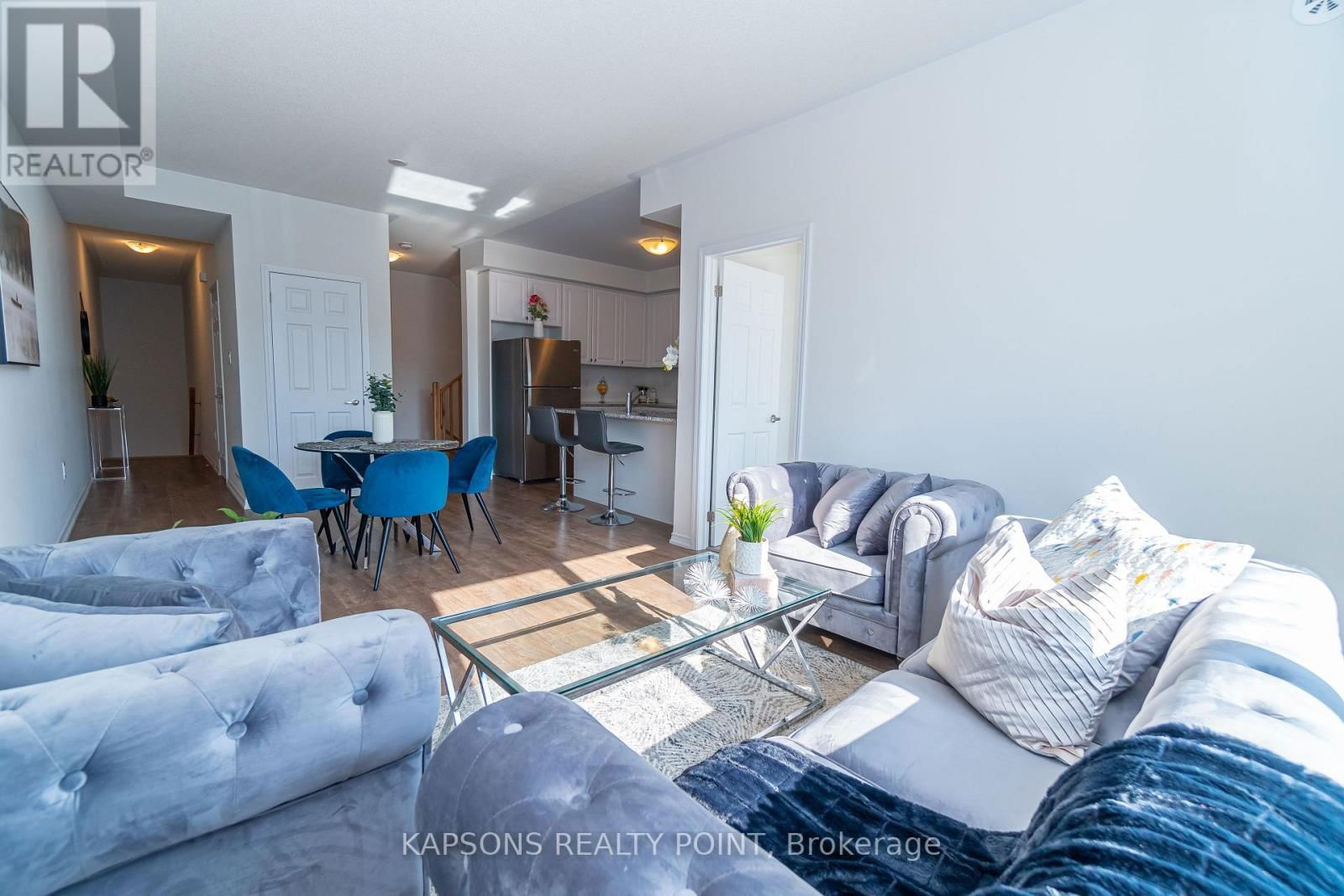 2 - 26 HUMBERWOOD BOULEVARD Image 6