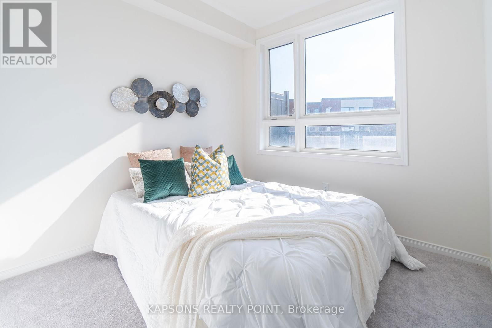 2 - 26 HUMBERWOOD BOULEVARD Image 7