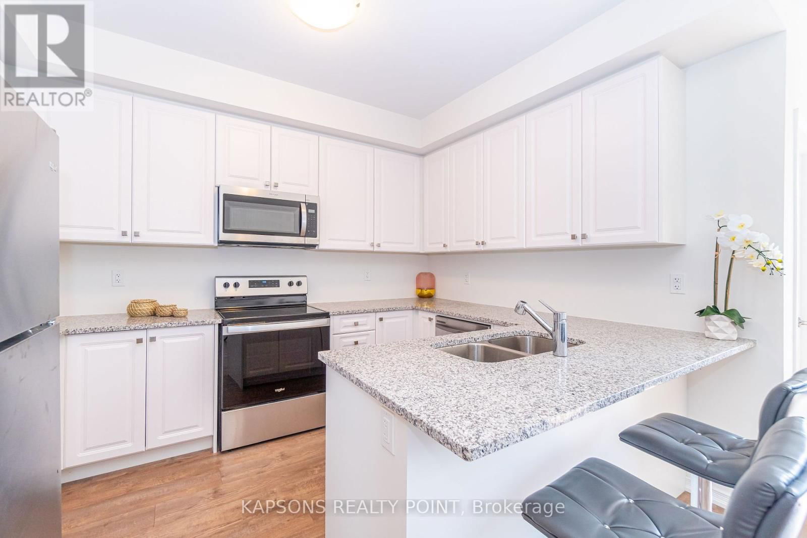 2 - 26 HUMBERWOOD BOULEVARD Image 9