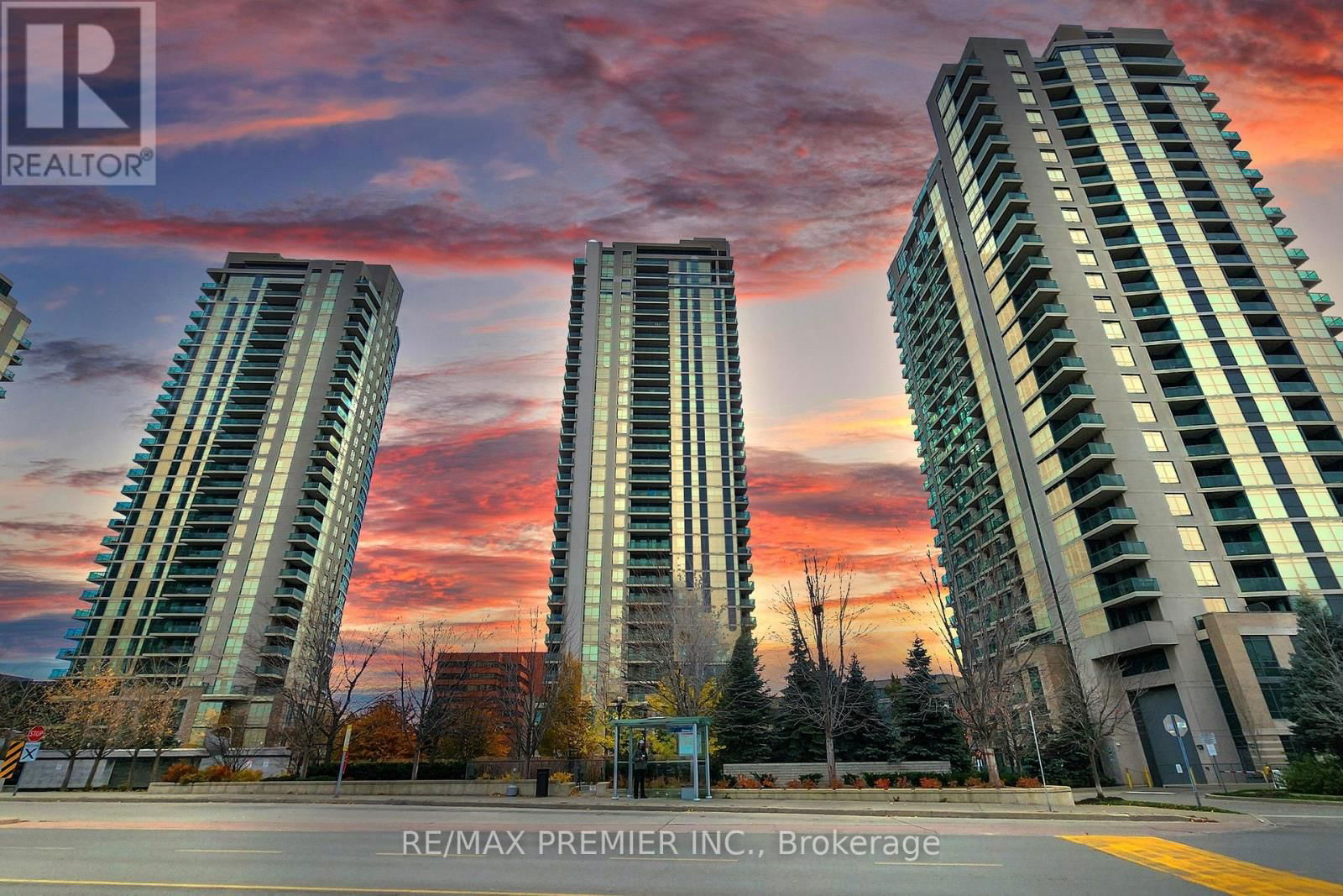 3110 - 225 SHERWAY GARDENS ROAD Image 1
