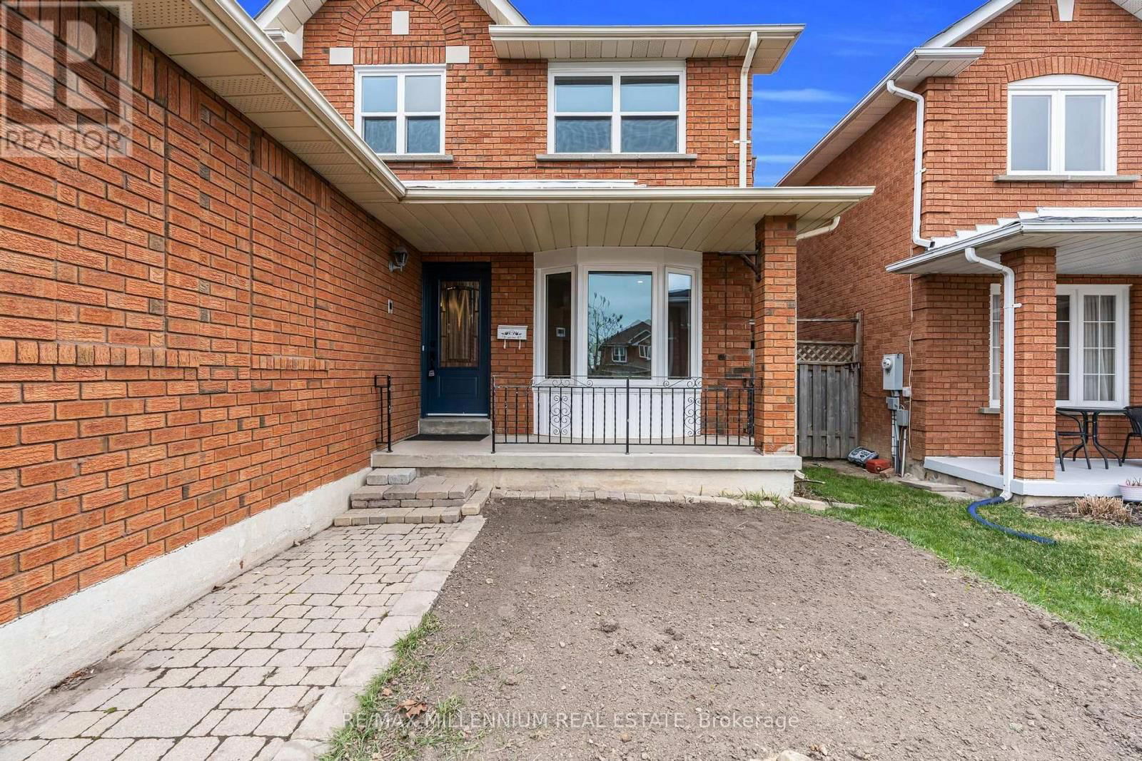 64 ALLENHEAD CRESCENT NORTHEAST Image 6