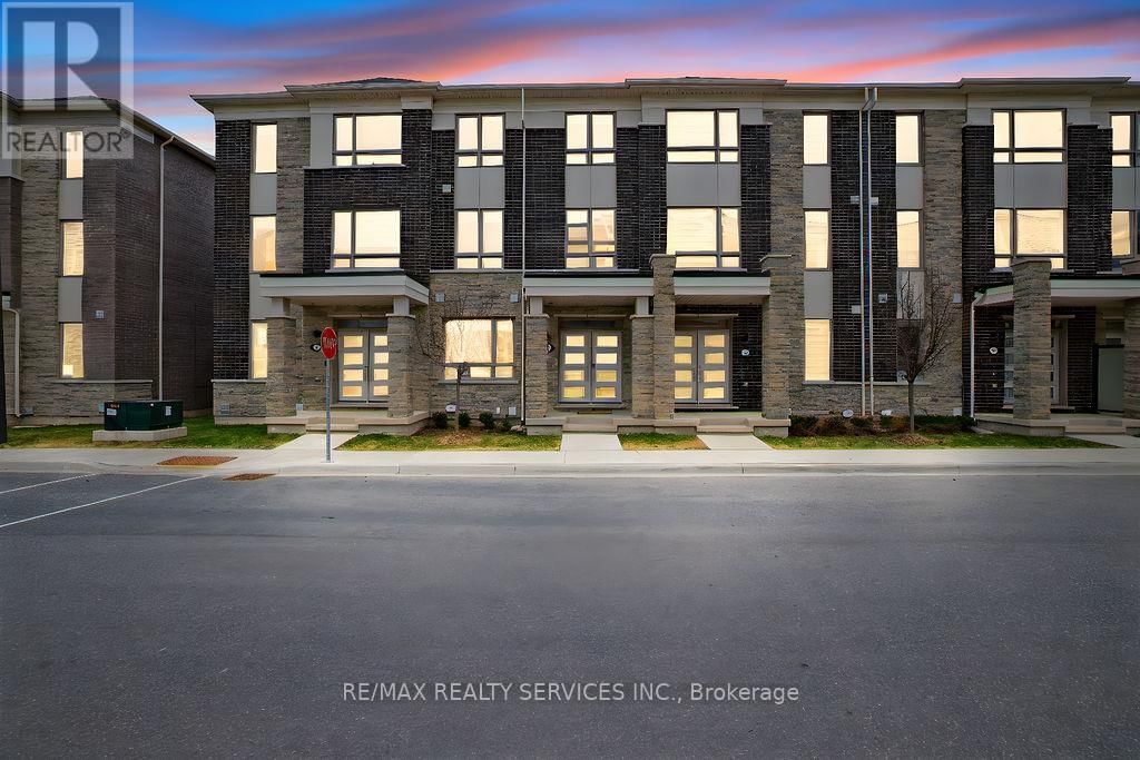 284 LAGERFELD DRIVE Image 1