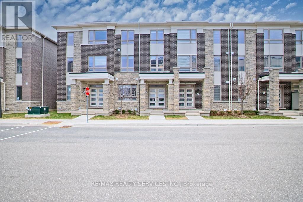 284 LAGERFELD DRIVE Image 2