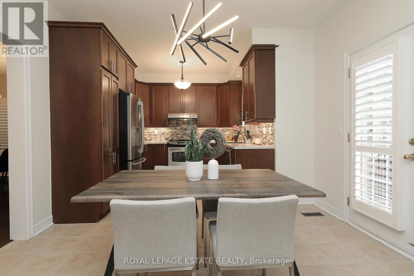 21 SENWOOD STREET Image 6