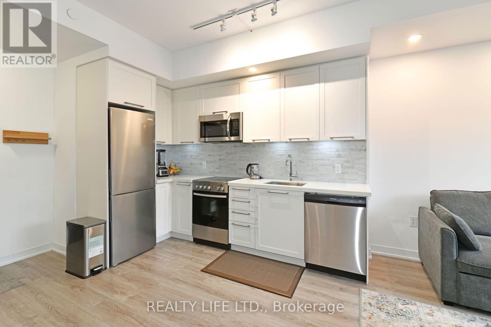 310 - 25 NEIGHBOURHOOD LANE Image 7