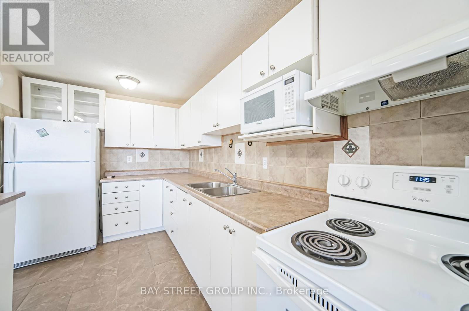409 - 3120 KIRWIN AVENUE Image 21
