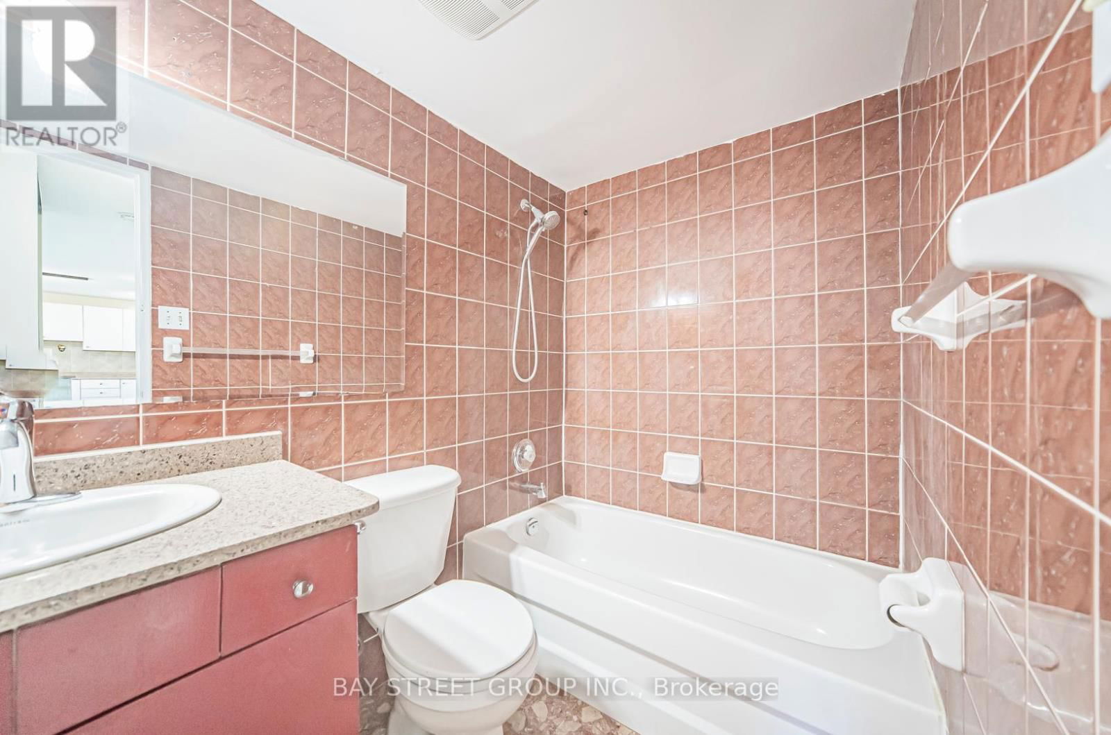 409 - 3120 KIRWIN AVENUE Image 36