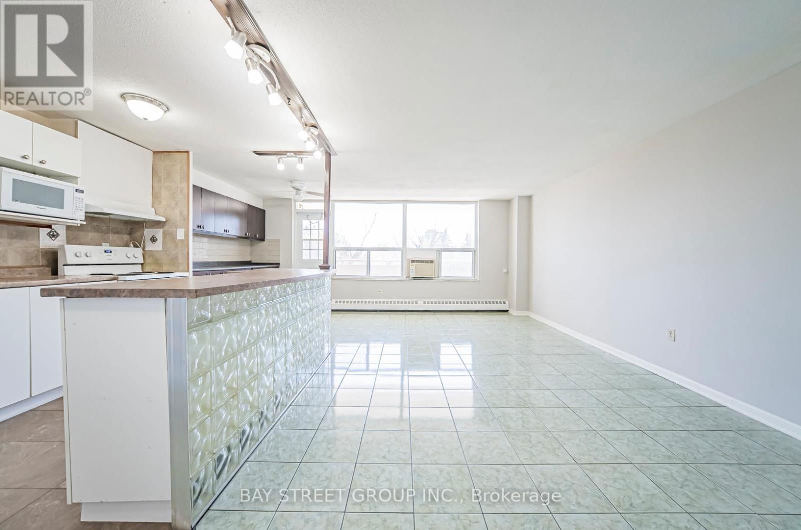 409 - 3120 KIRWIN AVENUE Image 8