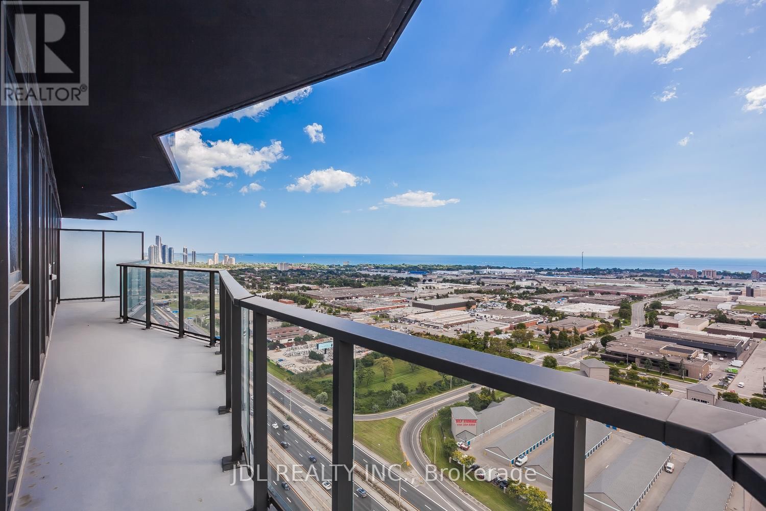 2809 - 36 ZORRA STREET Image 12