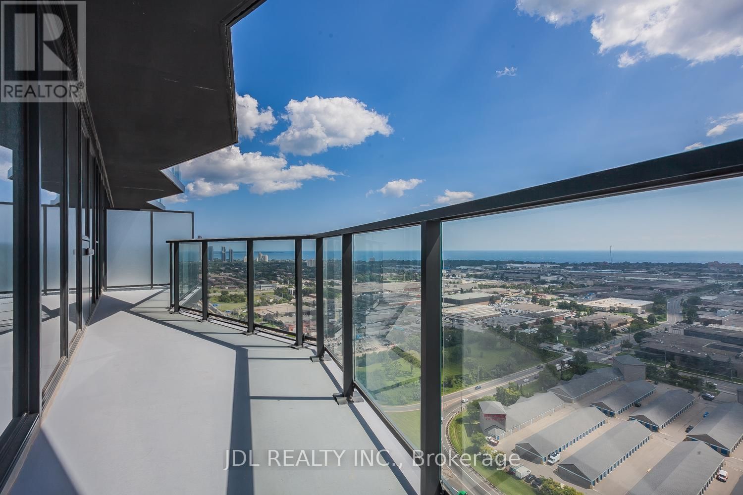2809 - 36 ZORRA STREET Image 14
