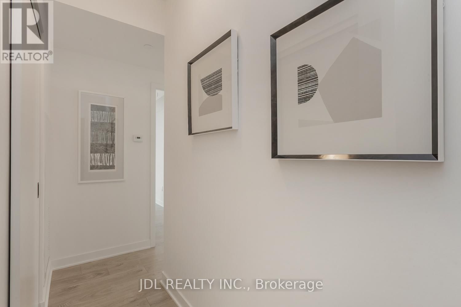 2809 - 36 ZORRA STREET Image 21