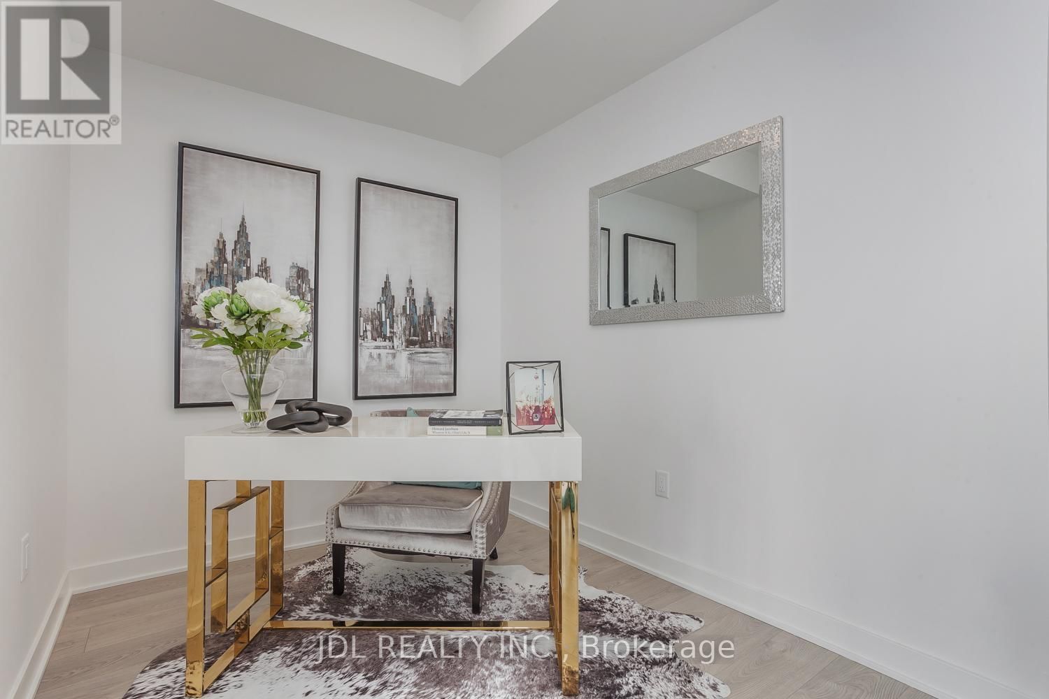 2809 - 36 ZORRA STREET Image 24