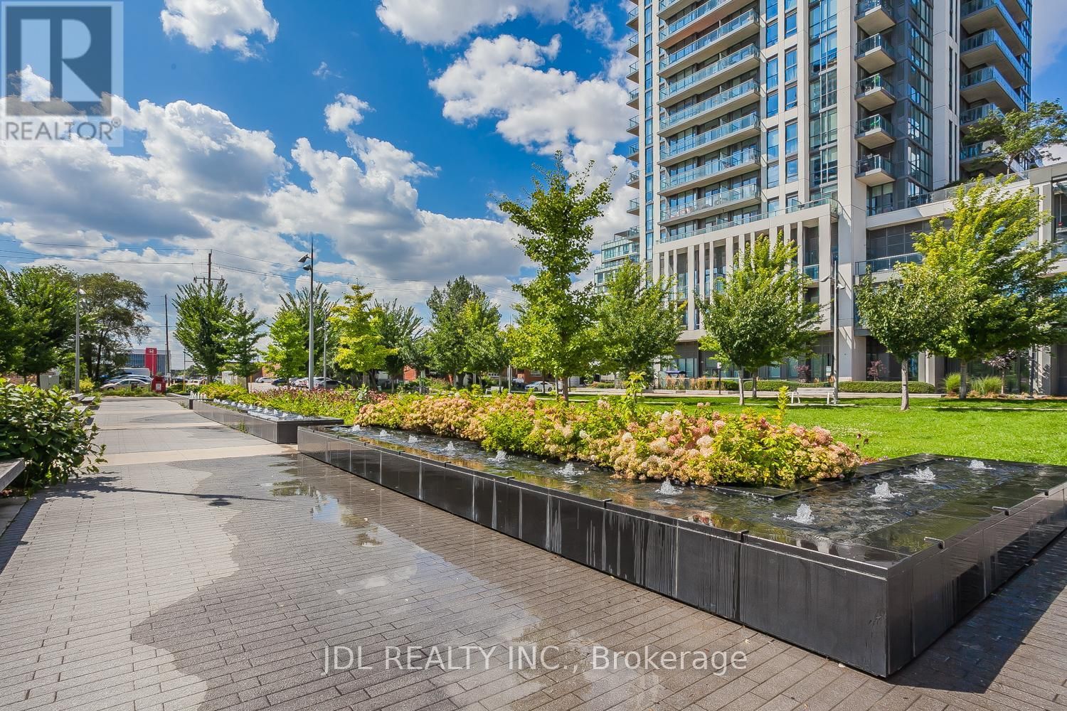2809 - 36 ZORRA STREET Image 4
