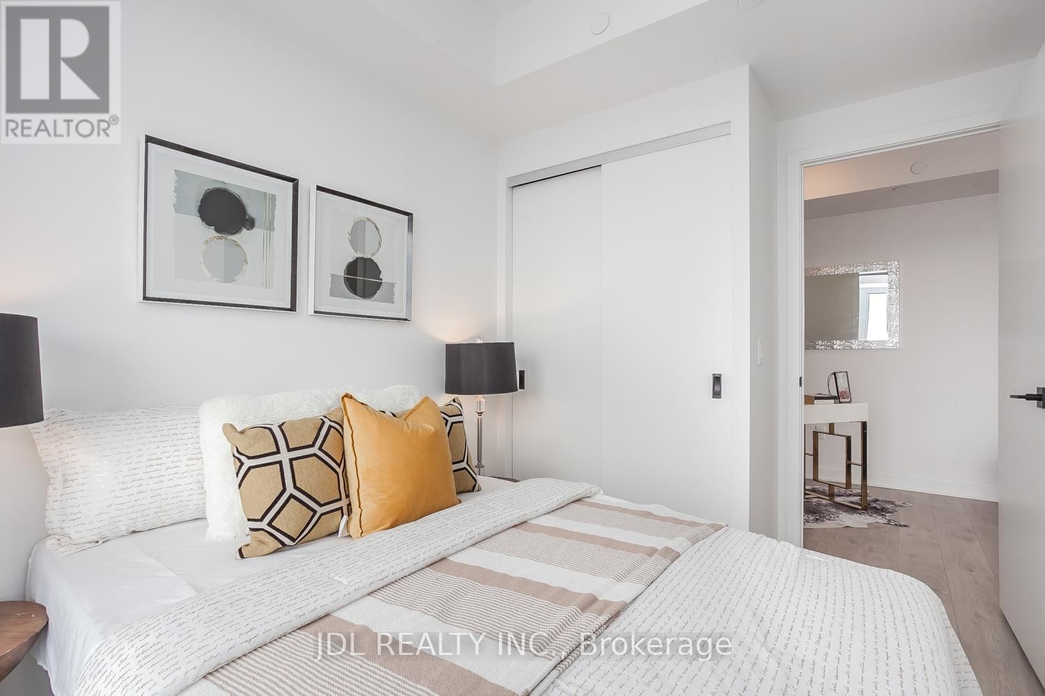 2809 - 36 ZORRA STREET Image 40