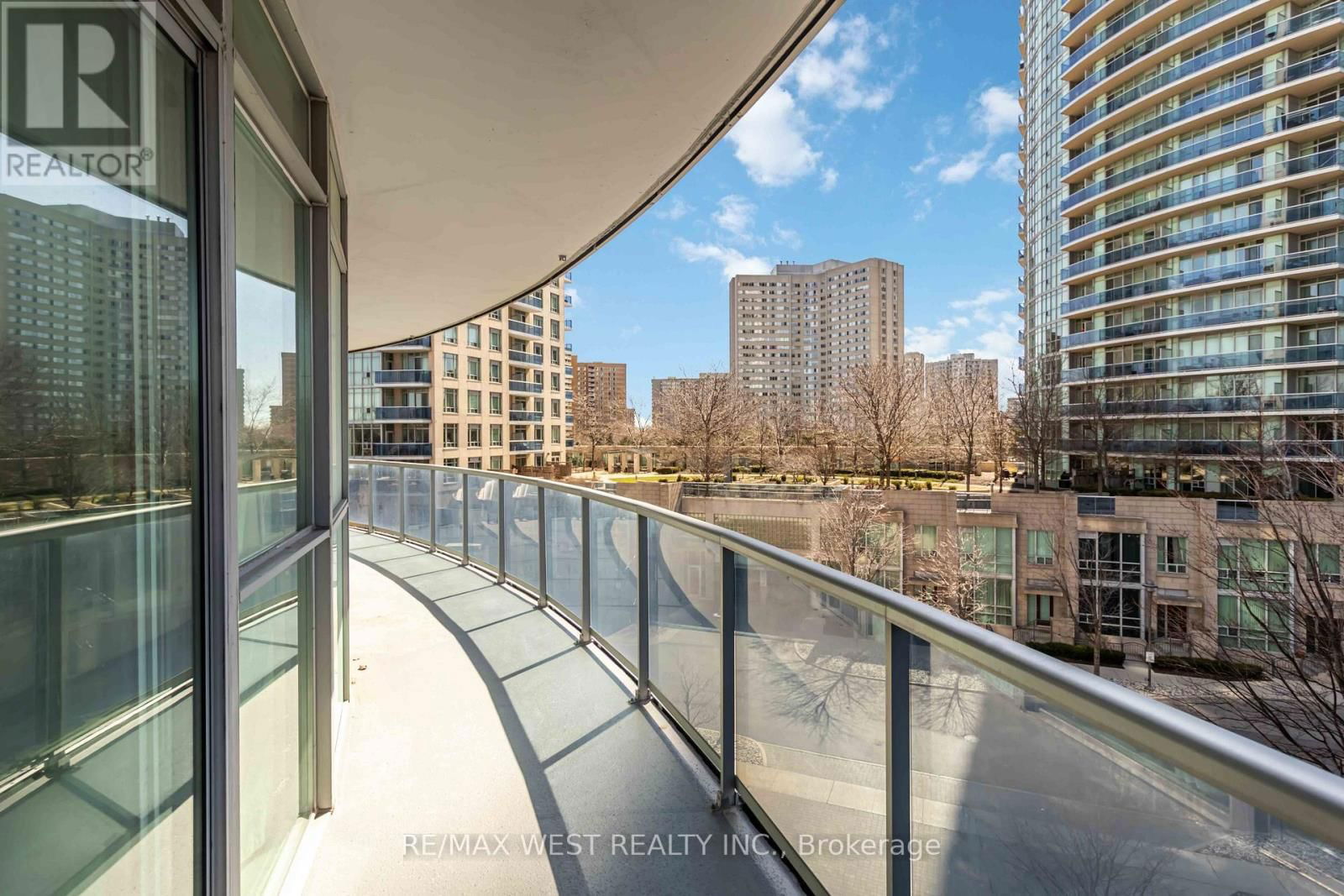 406 - 80 ABSOLUTE AVENUE Image 33