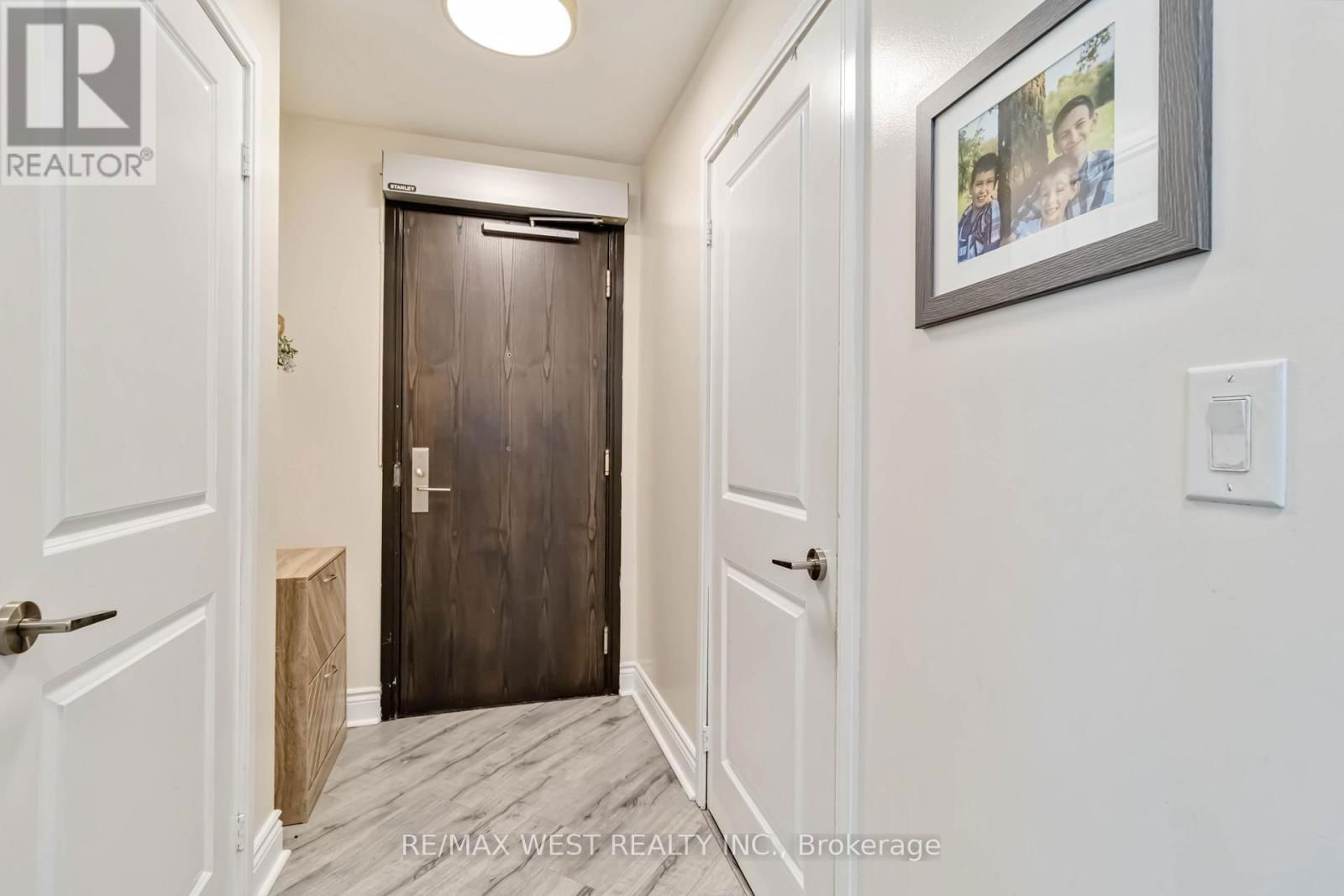 406 - 80 ABSOLUTE AVENUE Image 7