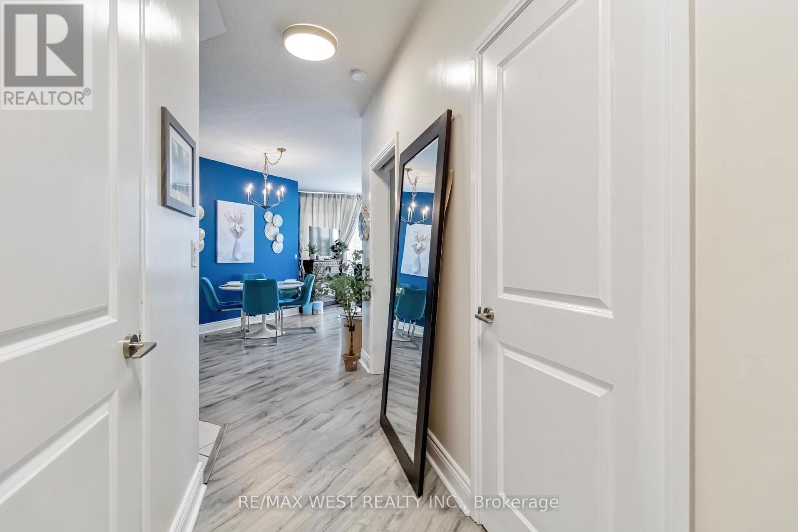 406 - 80 ABSOLUTE AVENUE Image 8