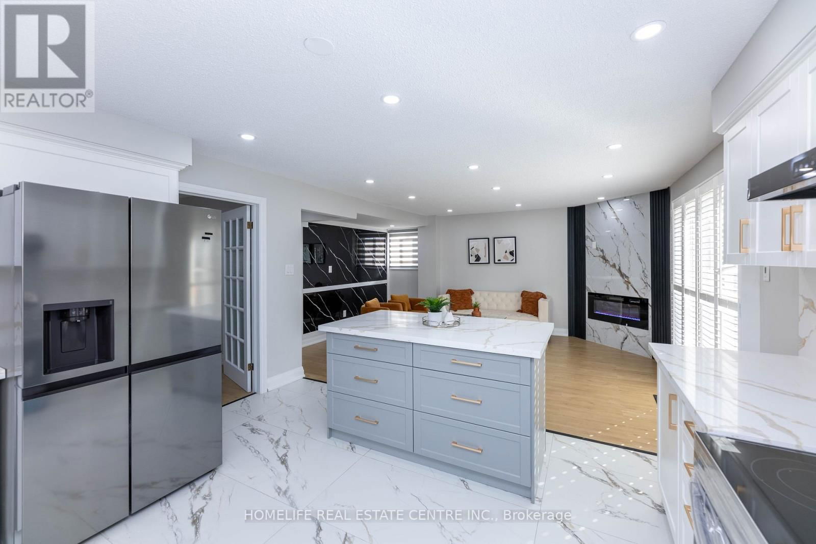 7 MARKHAM STREET Image 18