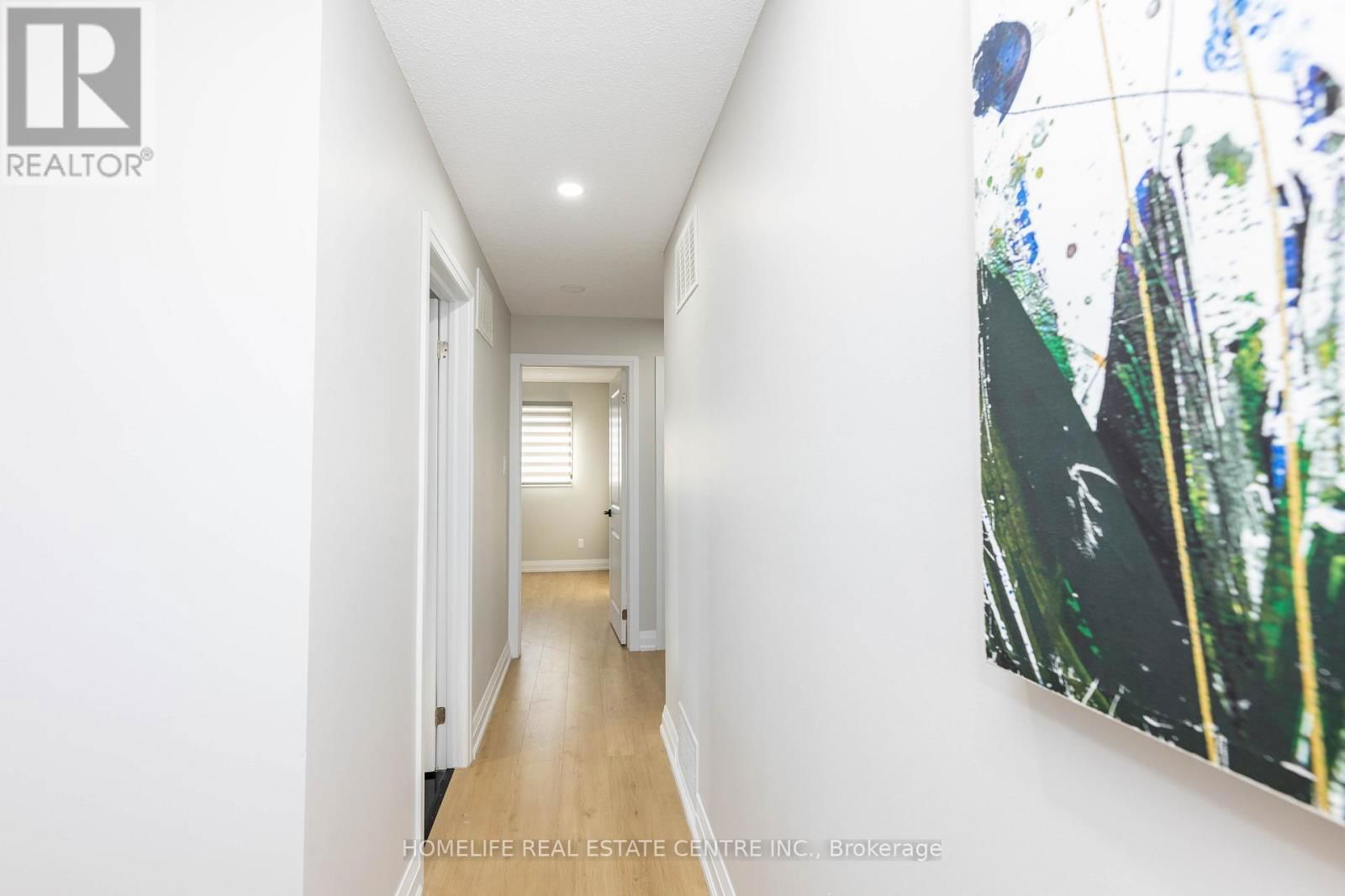 7 MARKHAM STREET Image 22