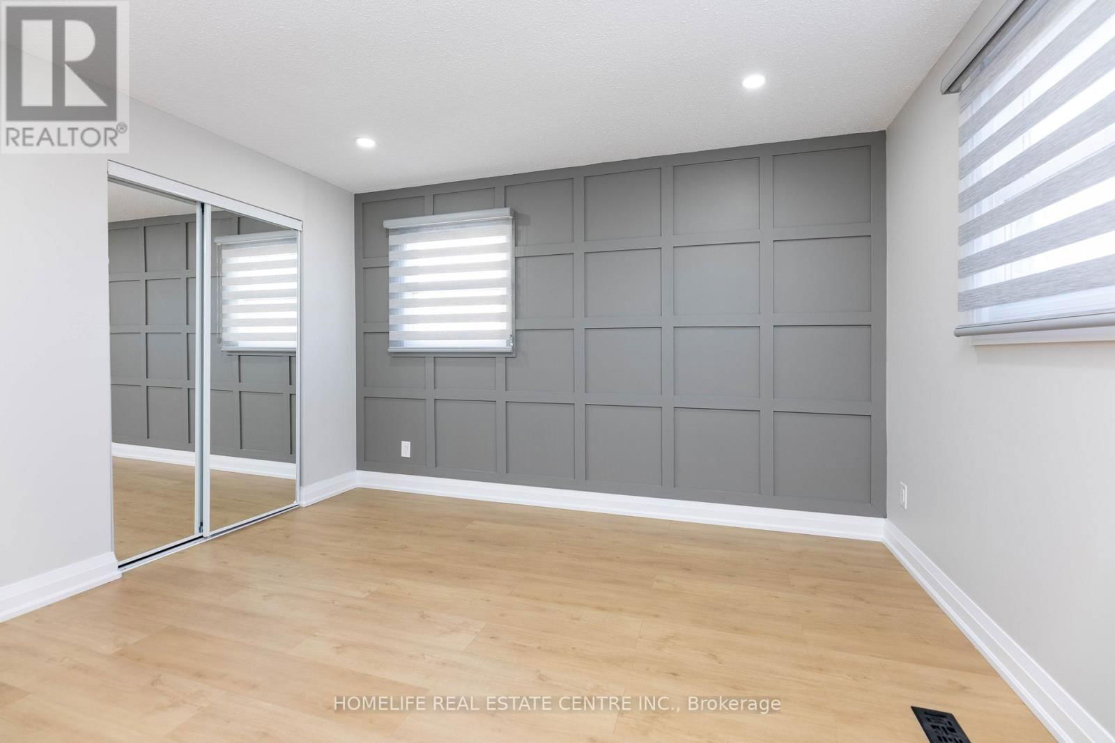 7 MARKHAM STREET Image 28