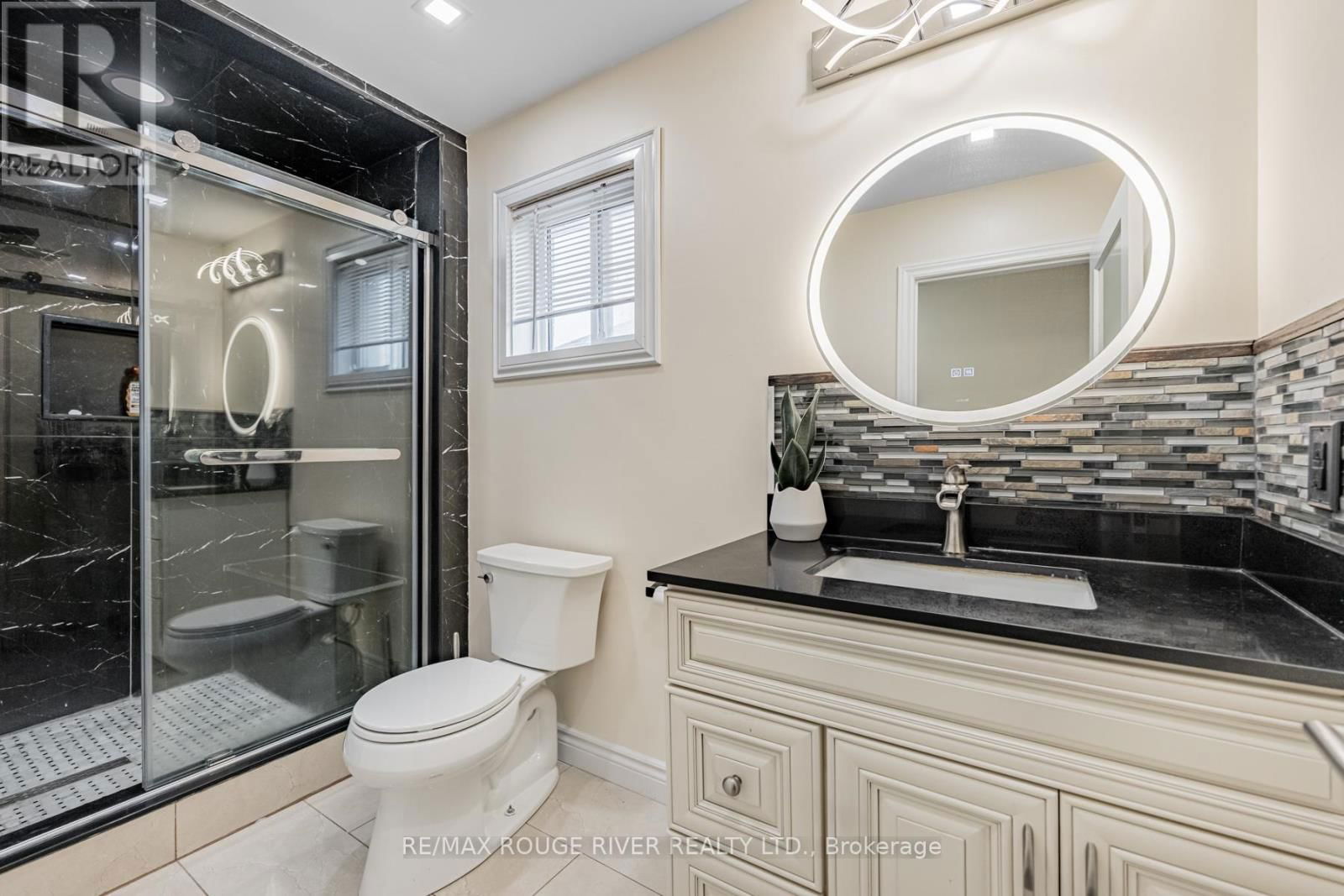 26 PORCHLIGHT ROAD Image 33