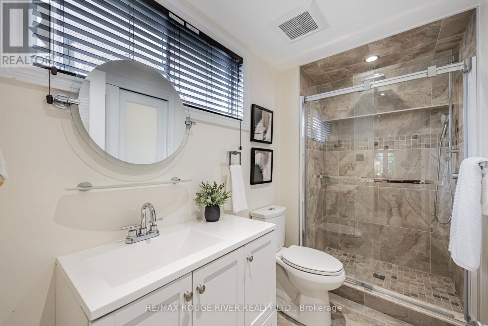 26 PORCHLIGHT ROAD Image 37