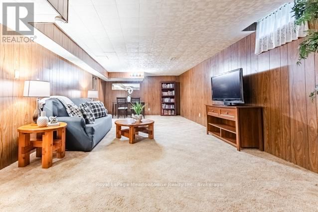 756 MACKENZIE DRIVE Image 22