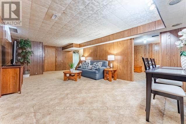 756 MACKENZIE DRIVE Image 24