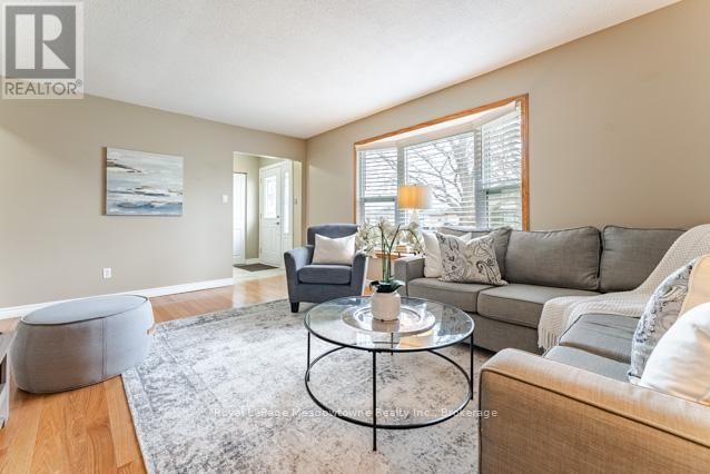 756 MACKENZIE DRIVE Image 8