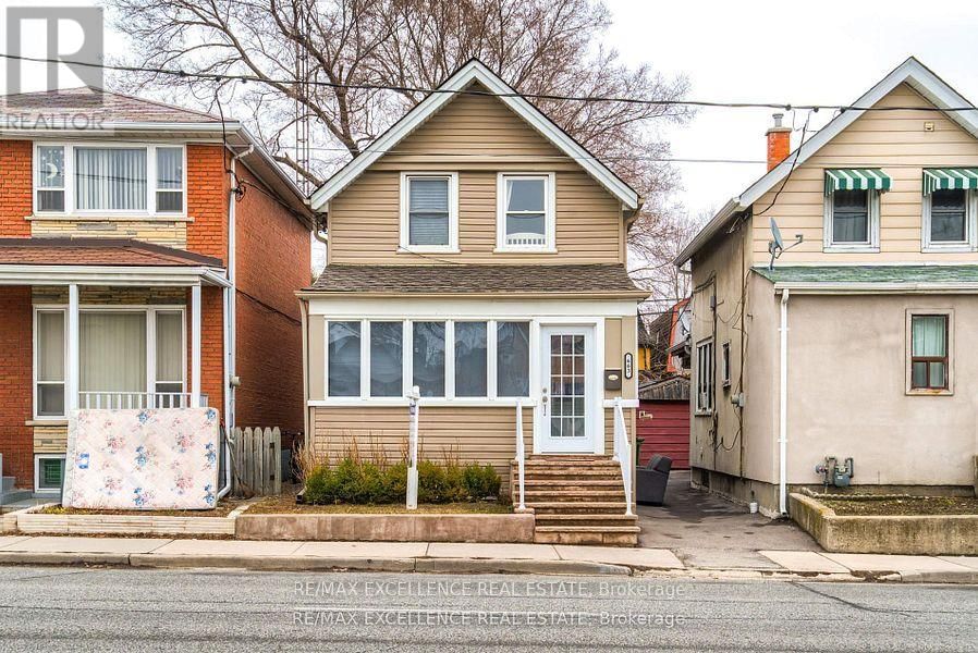 663 JANE STREET Image 2