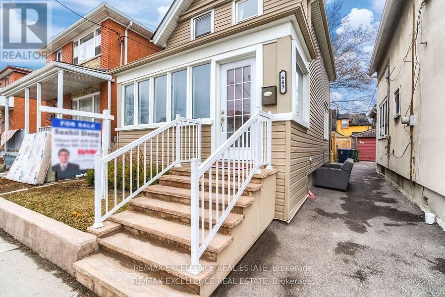 663 JANE STREET Image 3