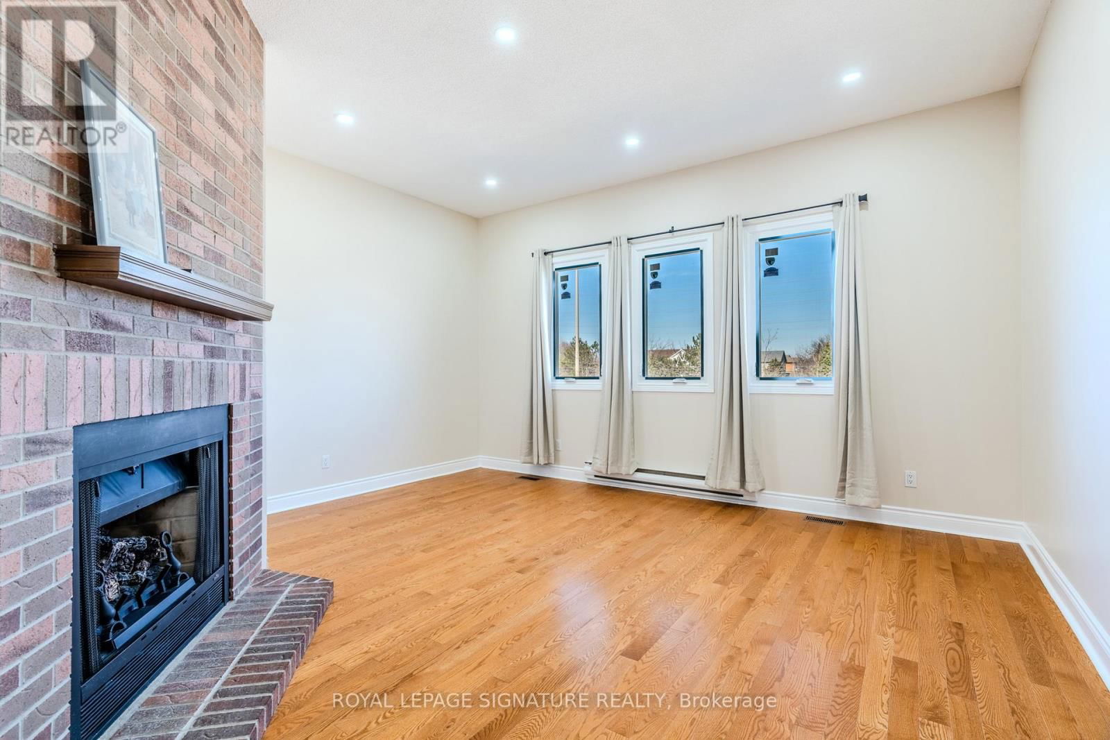 3263 PEBBLEWOOD ROAD Image 12