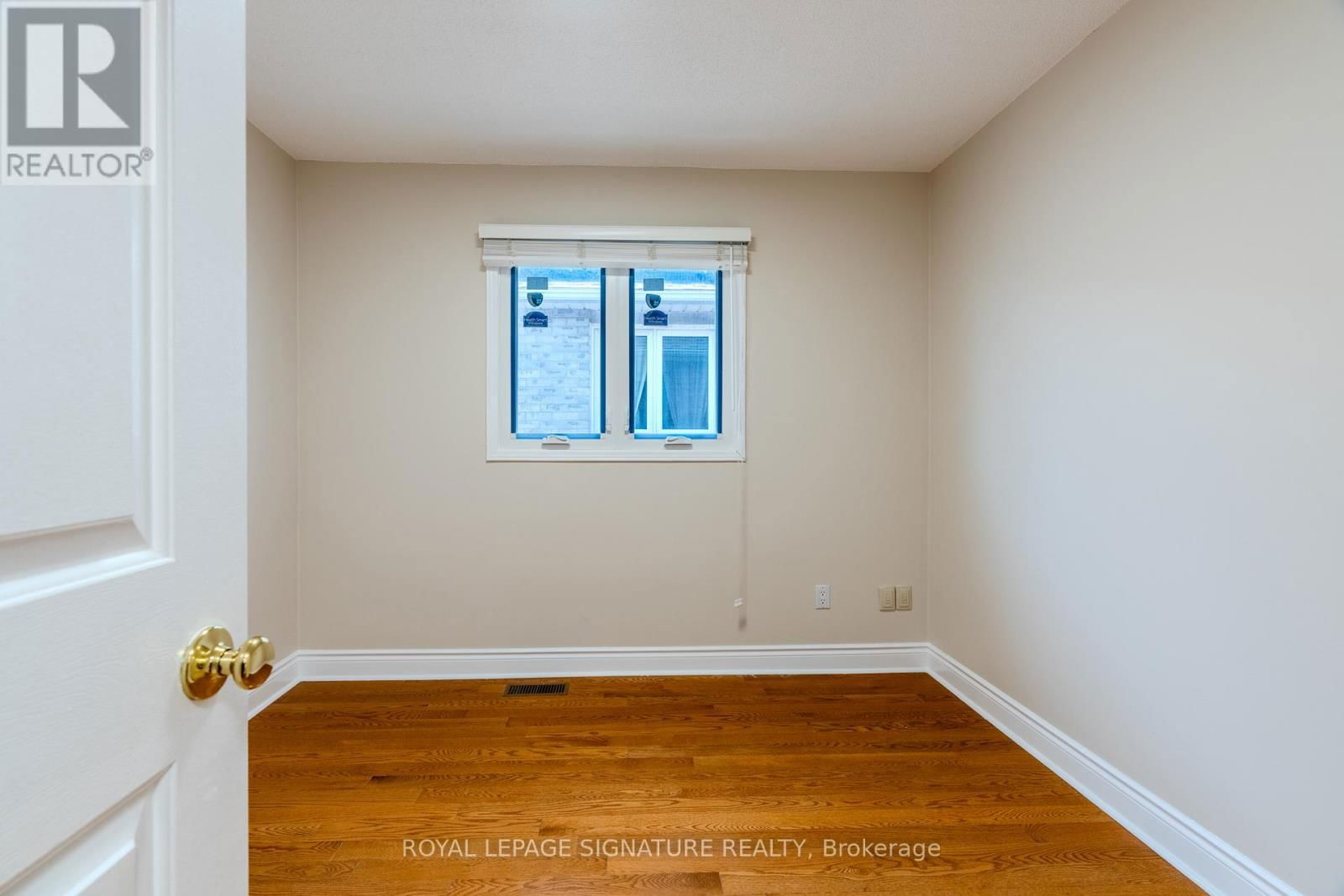 3263 PEBBLEWOOD ROAD Image 24
