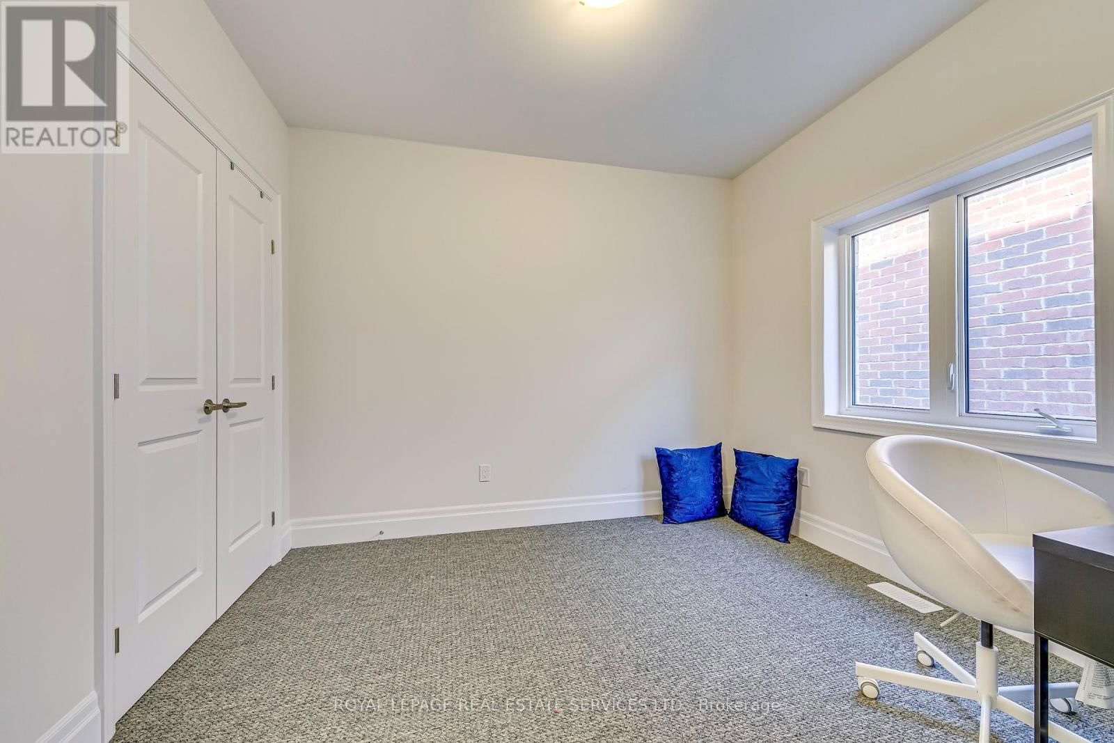 1367 PELICAN PASSAGE Image 29