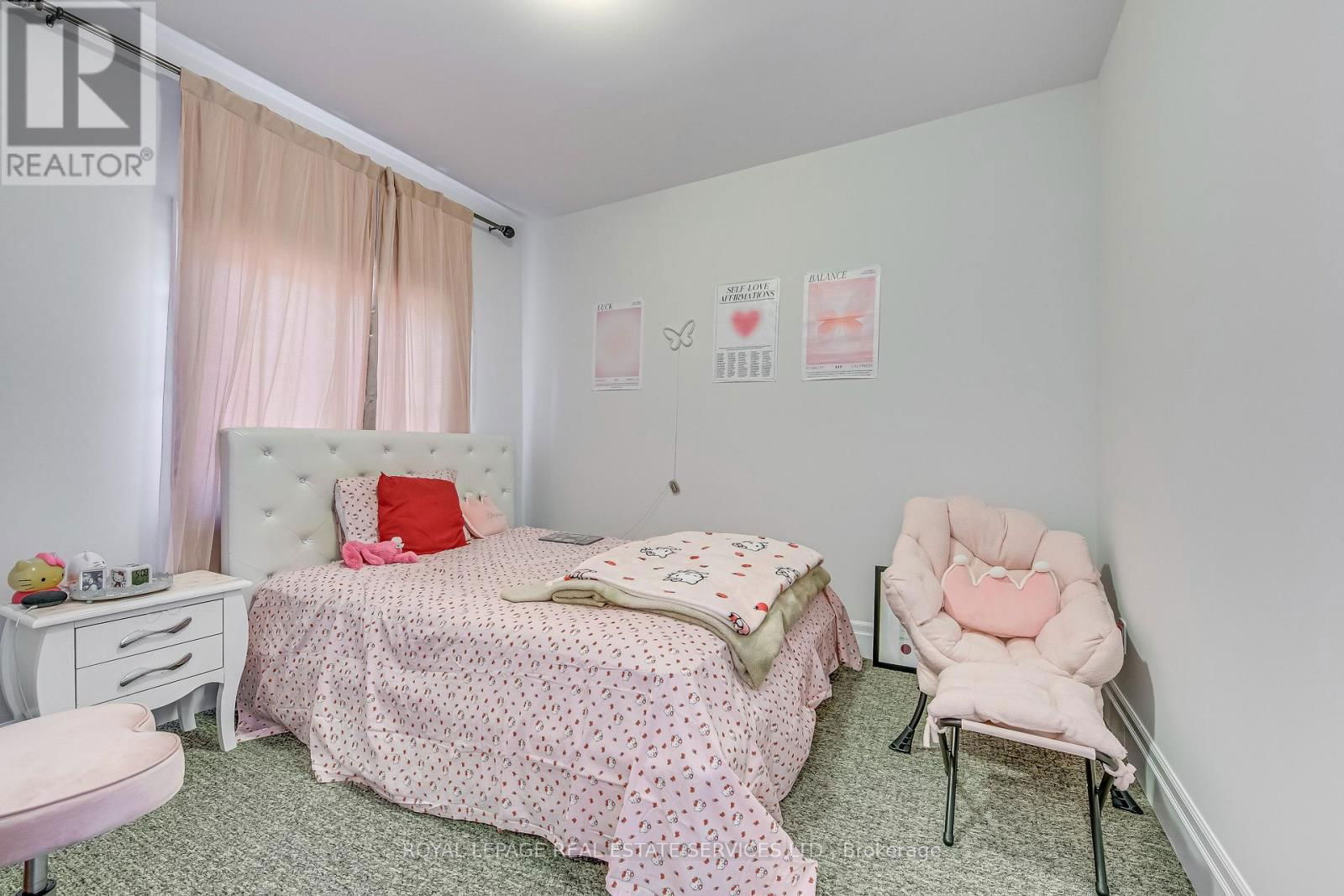 1367 PELICAN PASSAGE Image 32