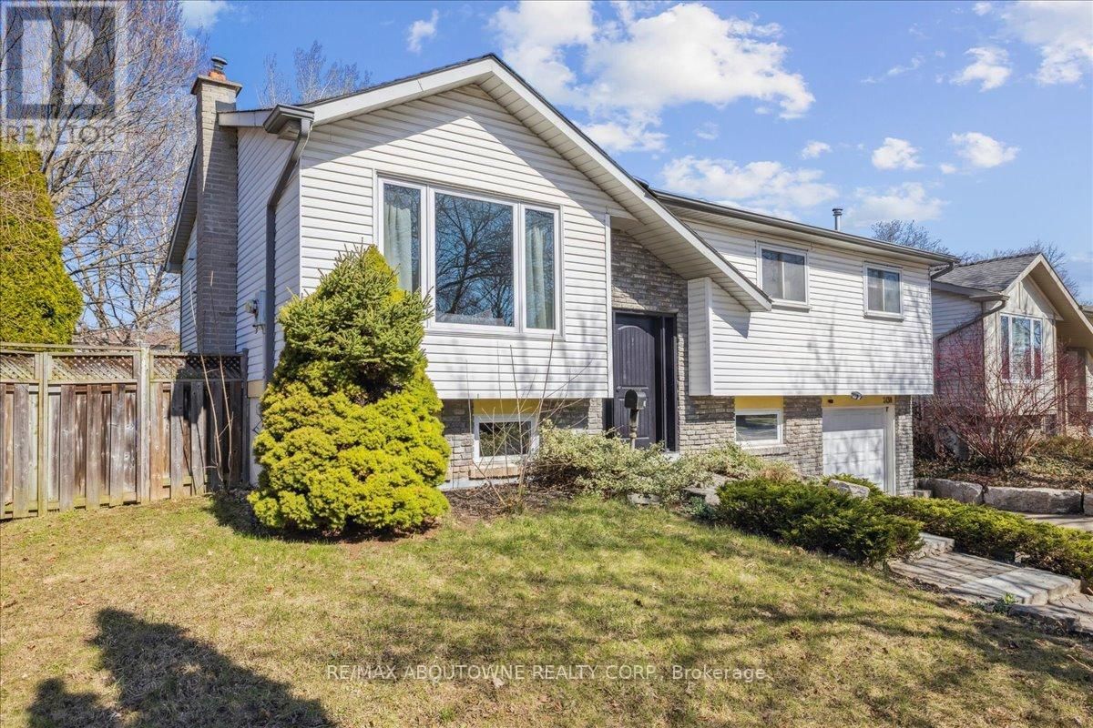 2430 CAVENDISH DRIVE Image 2