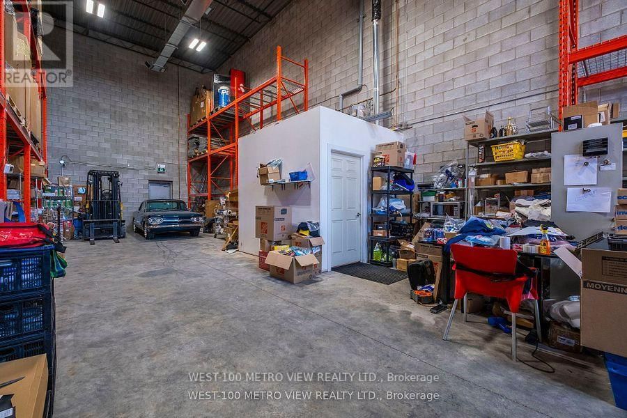 33 - 1156 KING ROAD Image 6