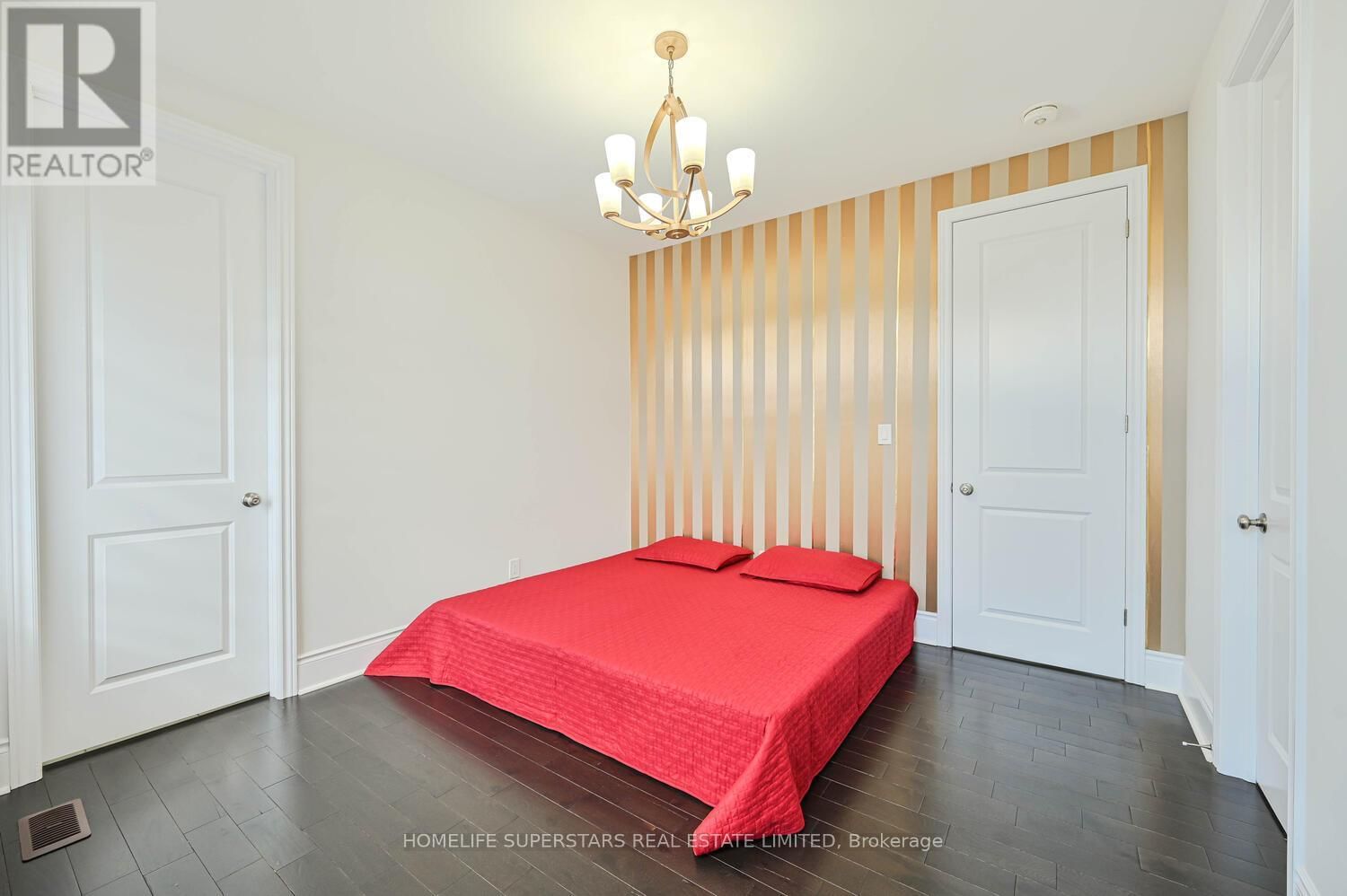 56 ARTHUR GRIFFIN CRESCENT Image 31