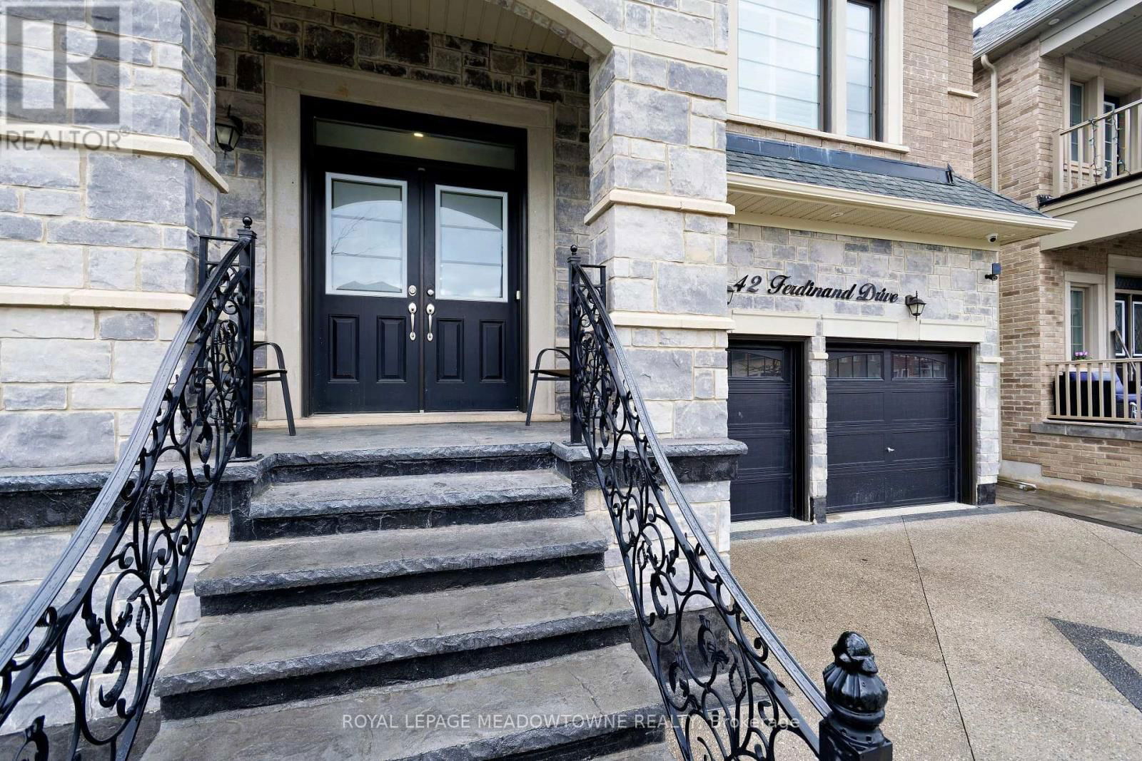 42 FERDINAND DRIVE Image 2