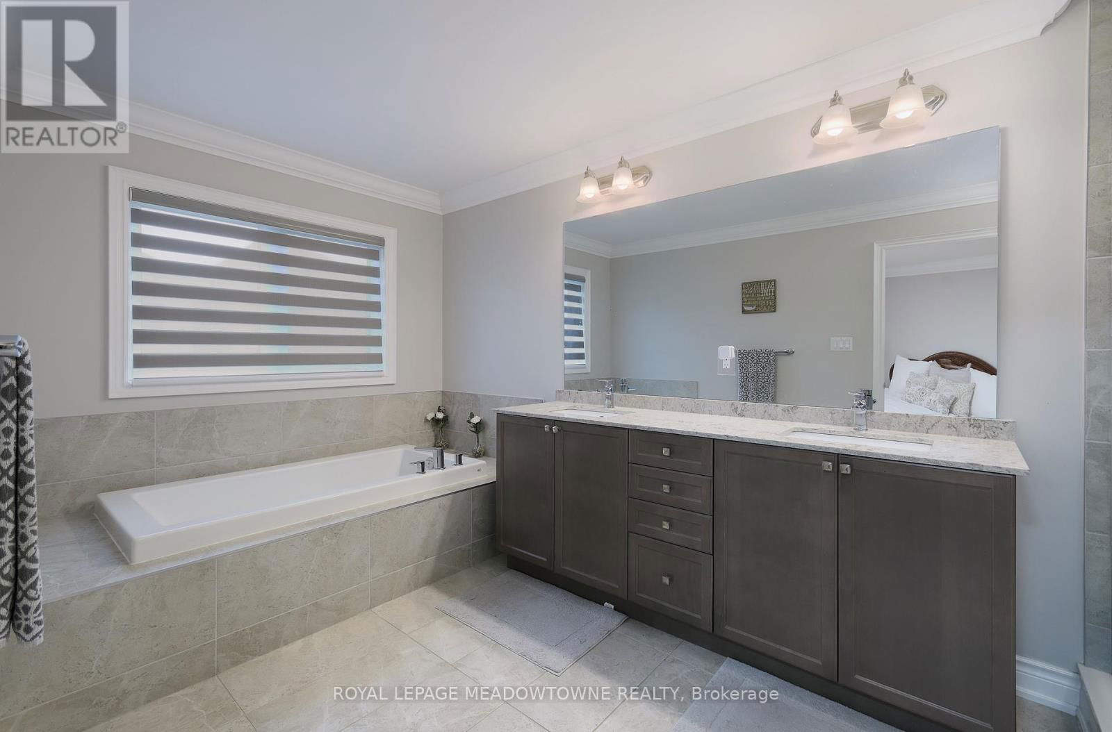 42 FERDINAND DRIVE Image 25
