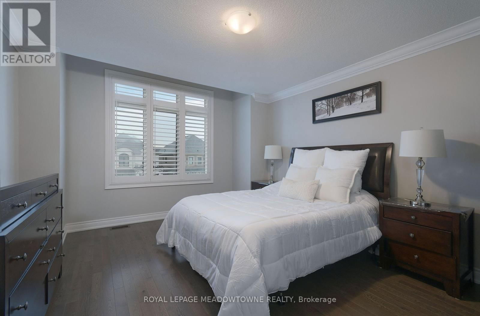42 FERDINAND DRIVE Image 32