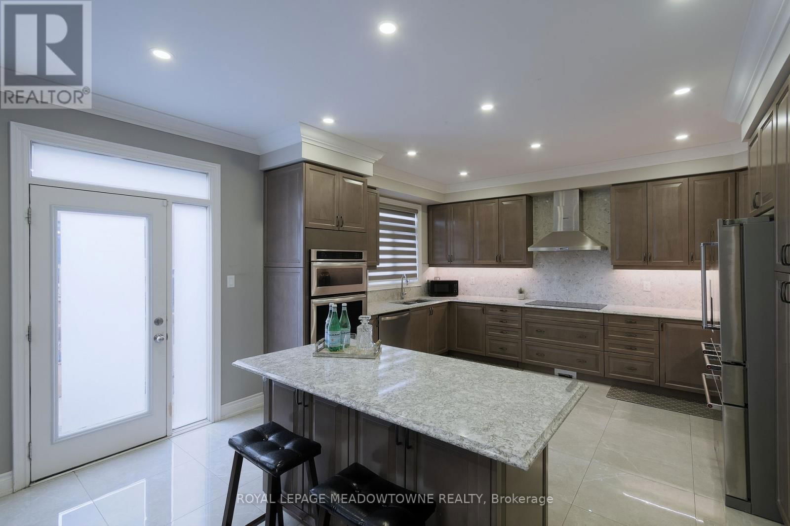 42 FERDINAND DRIVE Image 8