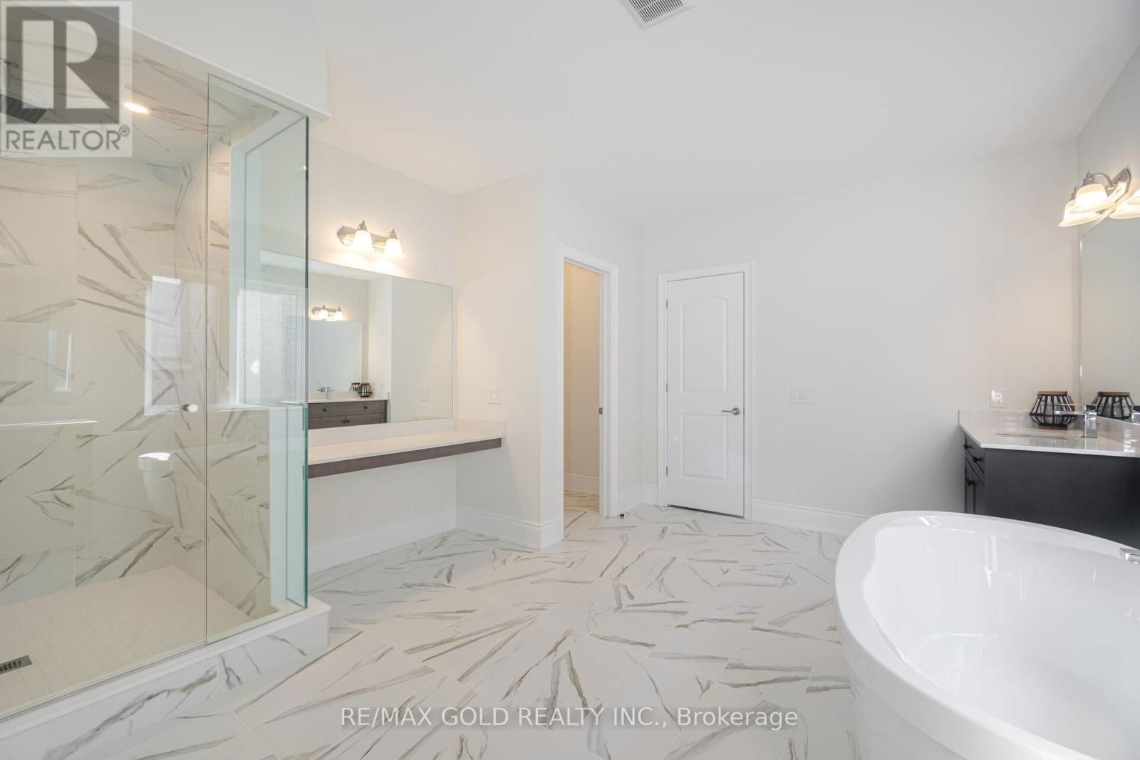 82 RASPBERRY RIDGE AVENUE Image 28