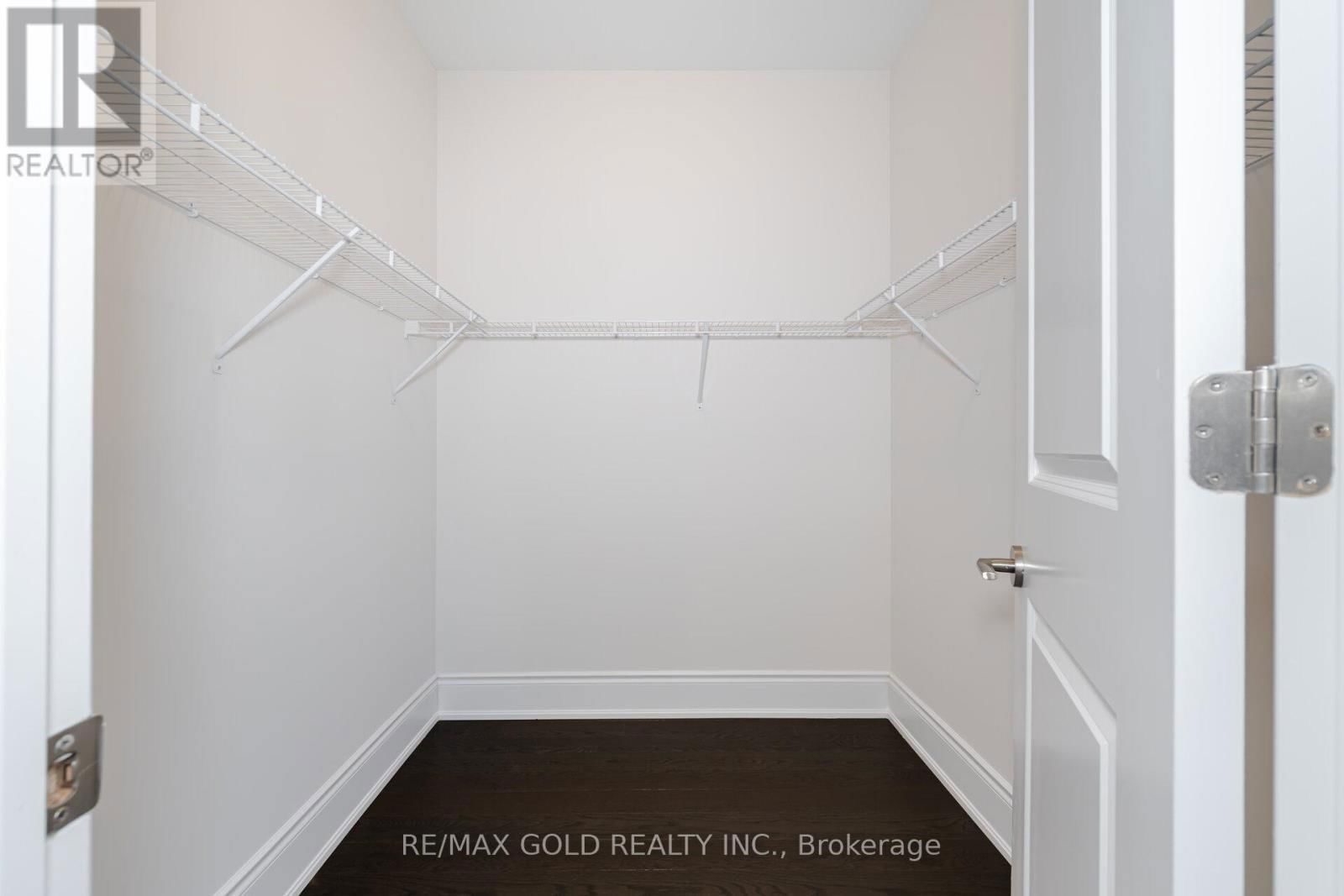 82 RASPBERRY RIDGE AVENUE Image 35
