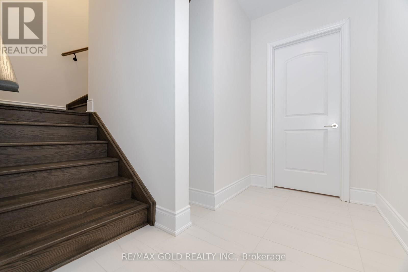 82 RASPBERRY RIDGE AVENUE Image 39