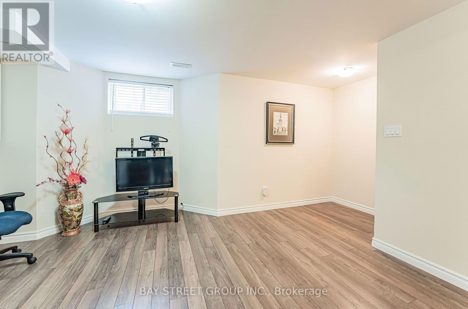 68 VIELLA STREET Image 33